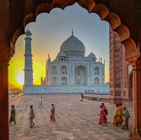 Taj Mahal Sunrise Tour From Delhi by Car